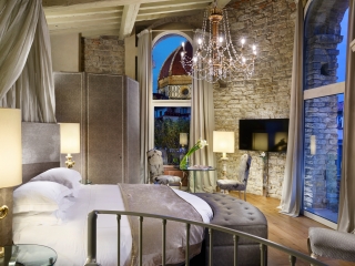 Pagliazza-Tower-Suite_-bedroom