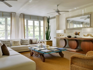 The-Veranda-Lounge-2